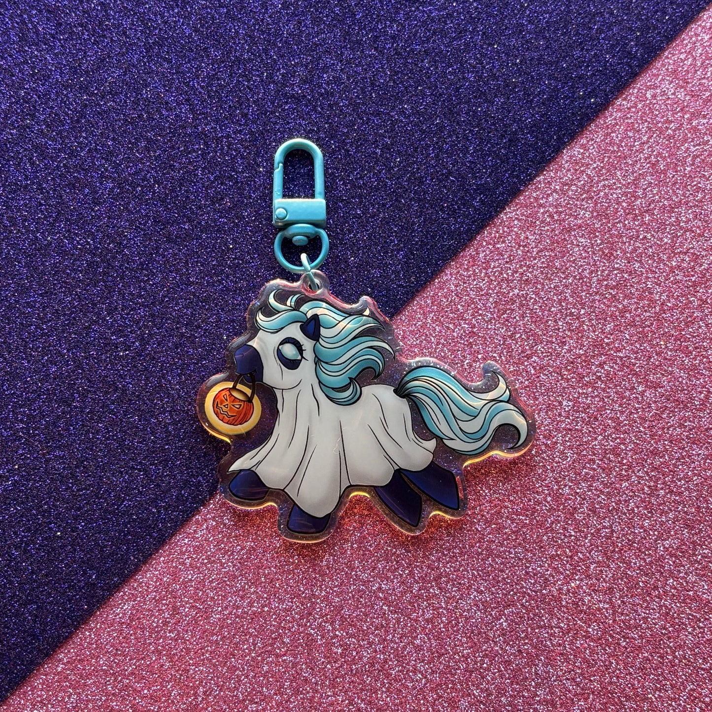 Ghost Pony ✨ NEW ✨ (avaimenperä)